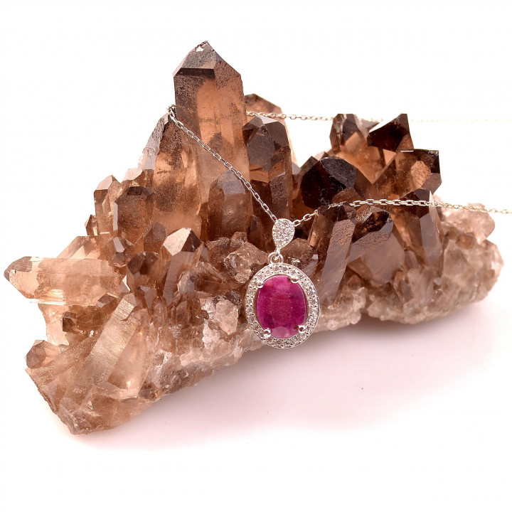 Yakut Taşı Gümüş Kolye - Taş Çerçeveli