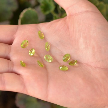 Zebercet Taşı Faset Kesim Yüzük ve Kolye Taşı - 2