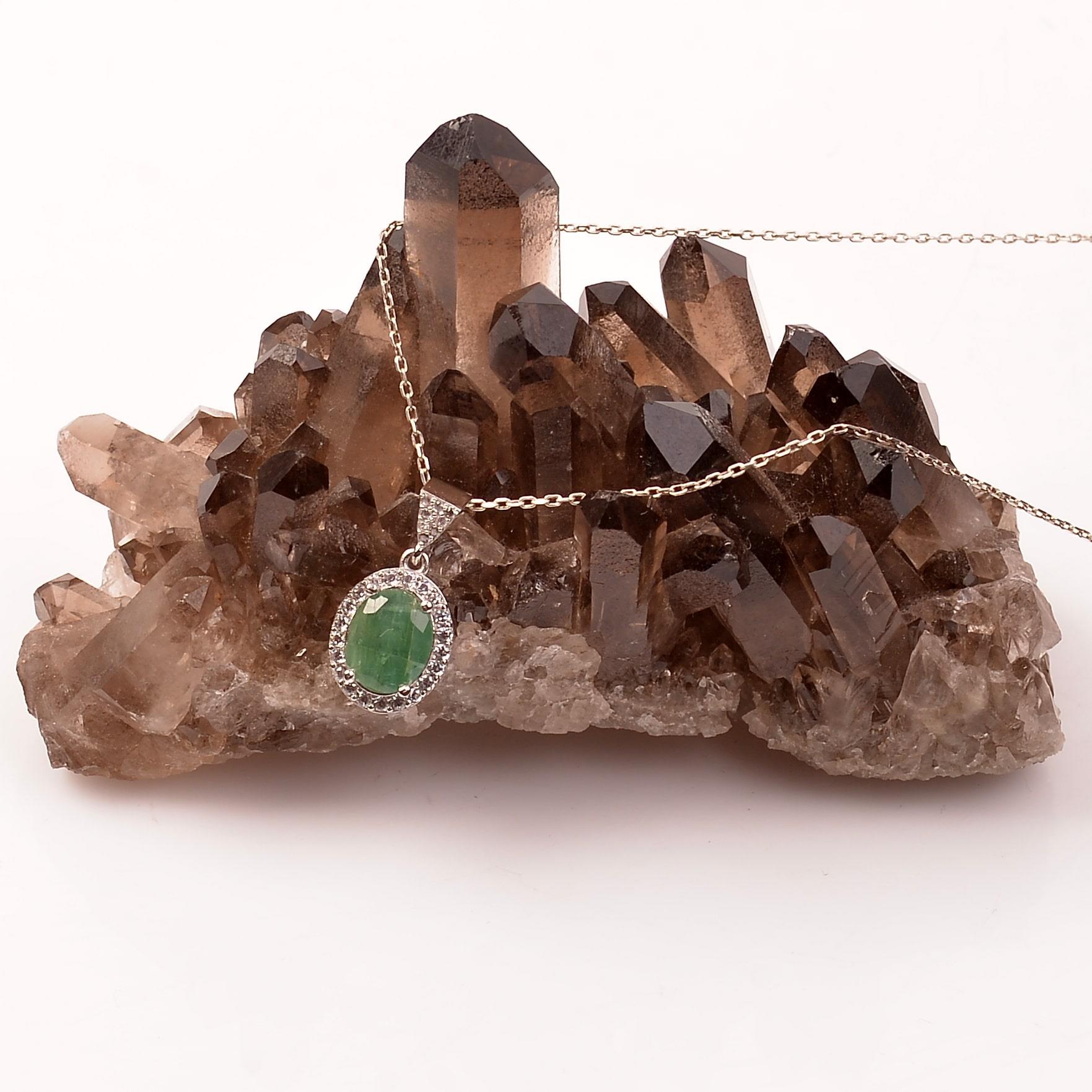 Emerald Stone Silver Necklace Stone Framed